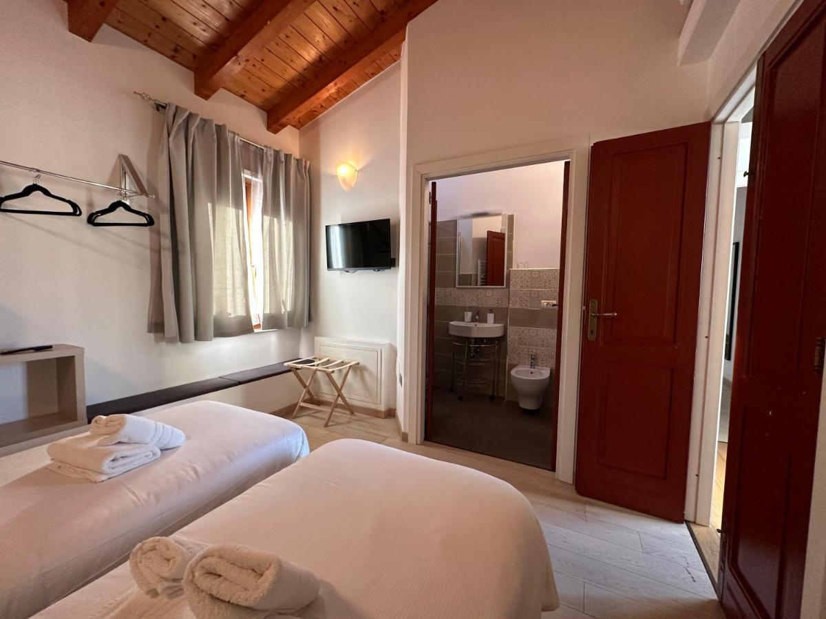 Ng Guest House Il Ris Sassari Zewnętrze zdjęcie